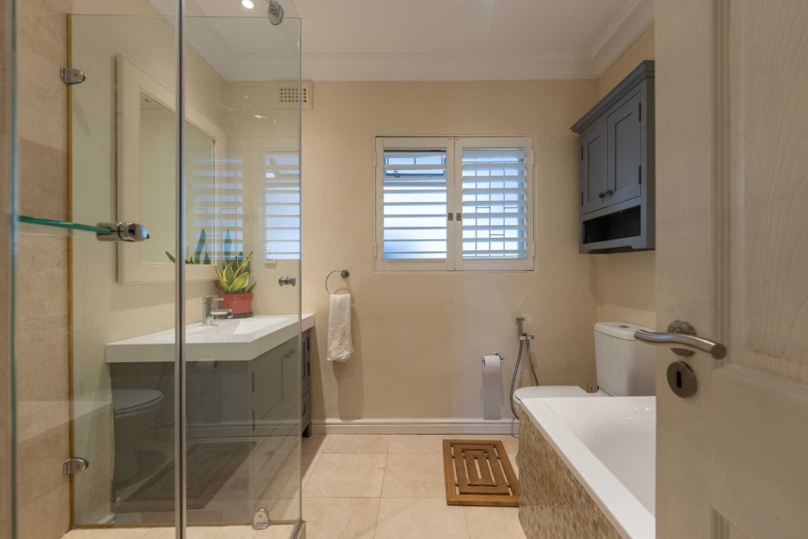3 Bedroom Property for Sale in Rondebosch Western Cape